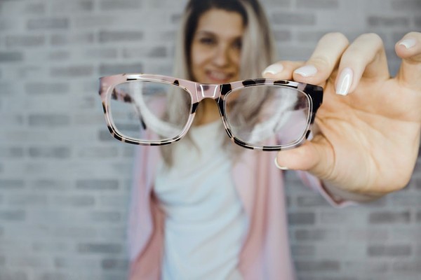 yoga eyeglass