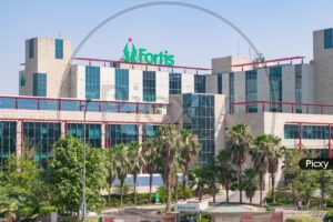 Fortis Memorial Research Institute top 10 LASIK hospitals in India