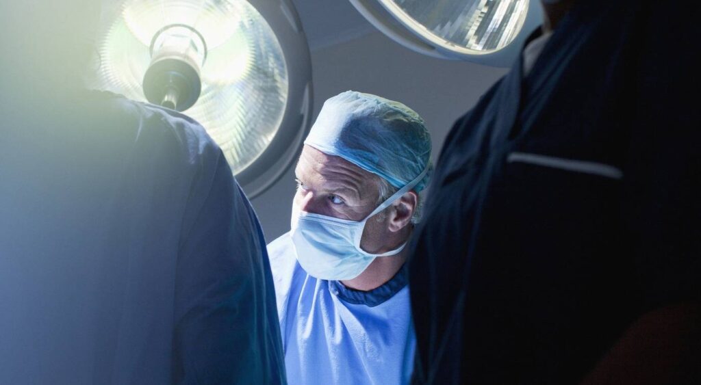 Robotic Cataract vs Traditional Cataract